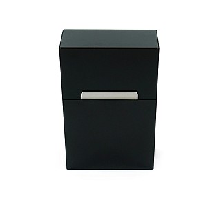 Aluminium sigarettendoosje in de kleur zwart met ruimte voor een sigarettenpakje