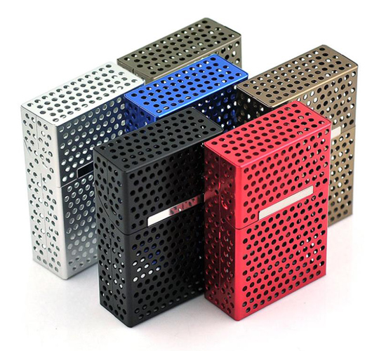 Aluminium doosjes met gaatjes en verschillende kleuren