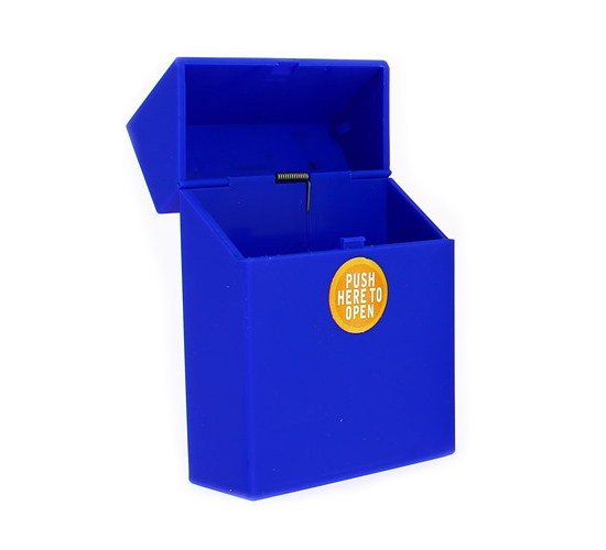 Blauw sigarettendoosje voor ongeveer 25 sigaretten