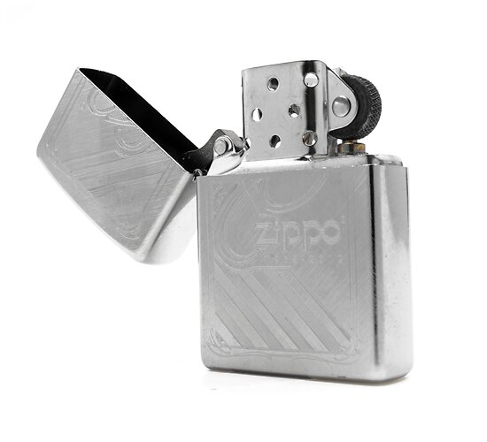Chromen zippo gravure open