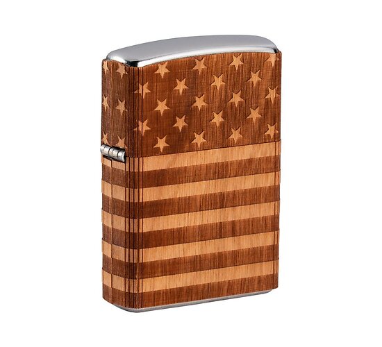 Zippo Woodchuck USA aansteker met Street Chrome afwerking, houtprint en Amerikaanse vlag met sterren en strepen