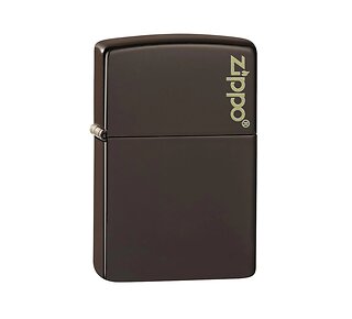 Zippo Brown met glanzende kastanjebruine flat color afwerking en klassiek Zippo-logo in gouden print