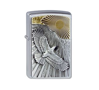 Zippo Eagle Sun-Fly emblem aansteker met chrome geborstelde afwerking en reliëf van vliegende arend tegen gouden zonsopgang