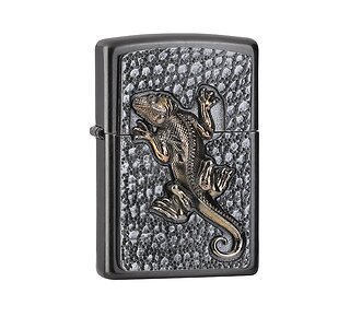 Zippo Gecko Tri-Colour regular aansteker met Gray Dusk afwerking, zwart gehamerd reliëf en bronskleurig gecko-embleem