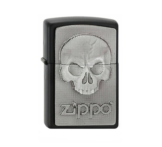 Zippo Phantom Skull matte zwarte aansteker met zilverkleurig schedel embleem en Zippo logo
