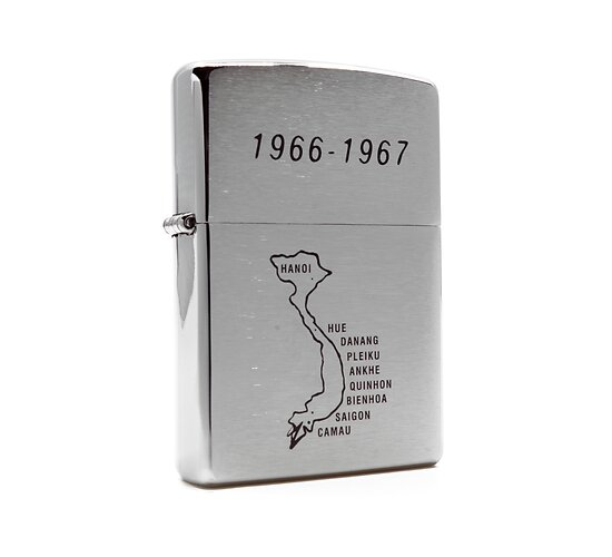 Zippo planeta saigon