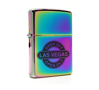Zippo Spectrum Las Vegas met glanzende gepolijste afwerking en zwarte 'Open 24-7, Las Vegas' print