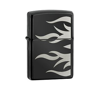 Zippo Tattoo Flame aansteker in ebony kleur met lasergegraveerd vlammenpatroon en gepolijste afwerking