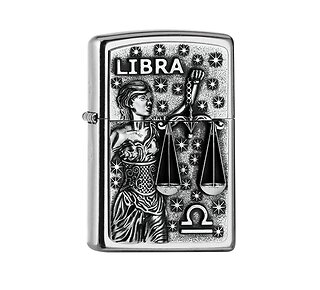 Zippo Zodiac Libra aansteker met Street Chrome afwerking en embleem van vrouw met weegschaal in reliëf